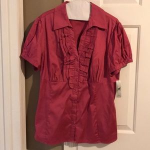 Worthington magenta short sleeved buttoned down